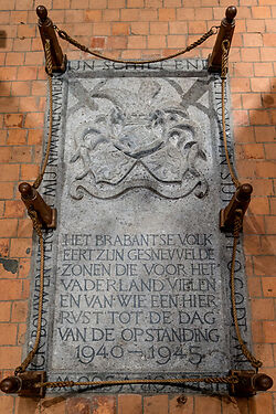 Het graf van de Brabantse soldaat (foto: Marc Bolsius)
