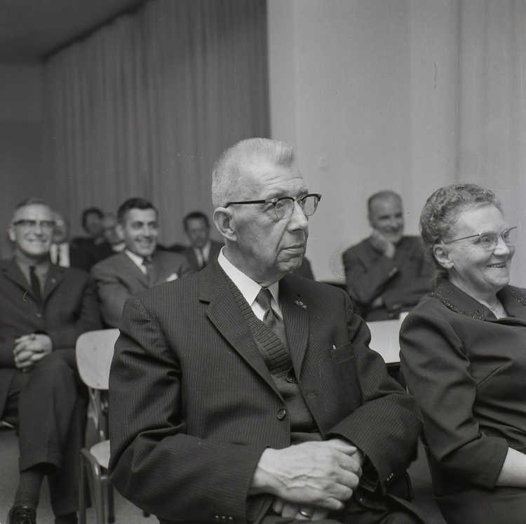 De huldiging van dr. Gerben de Vries in september 1967. (Foto: J. de Bont, Waalwijk, SALHA, WAA88539)